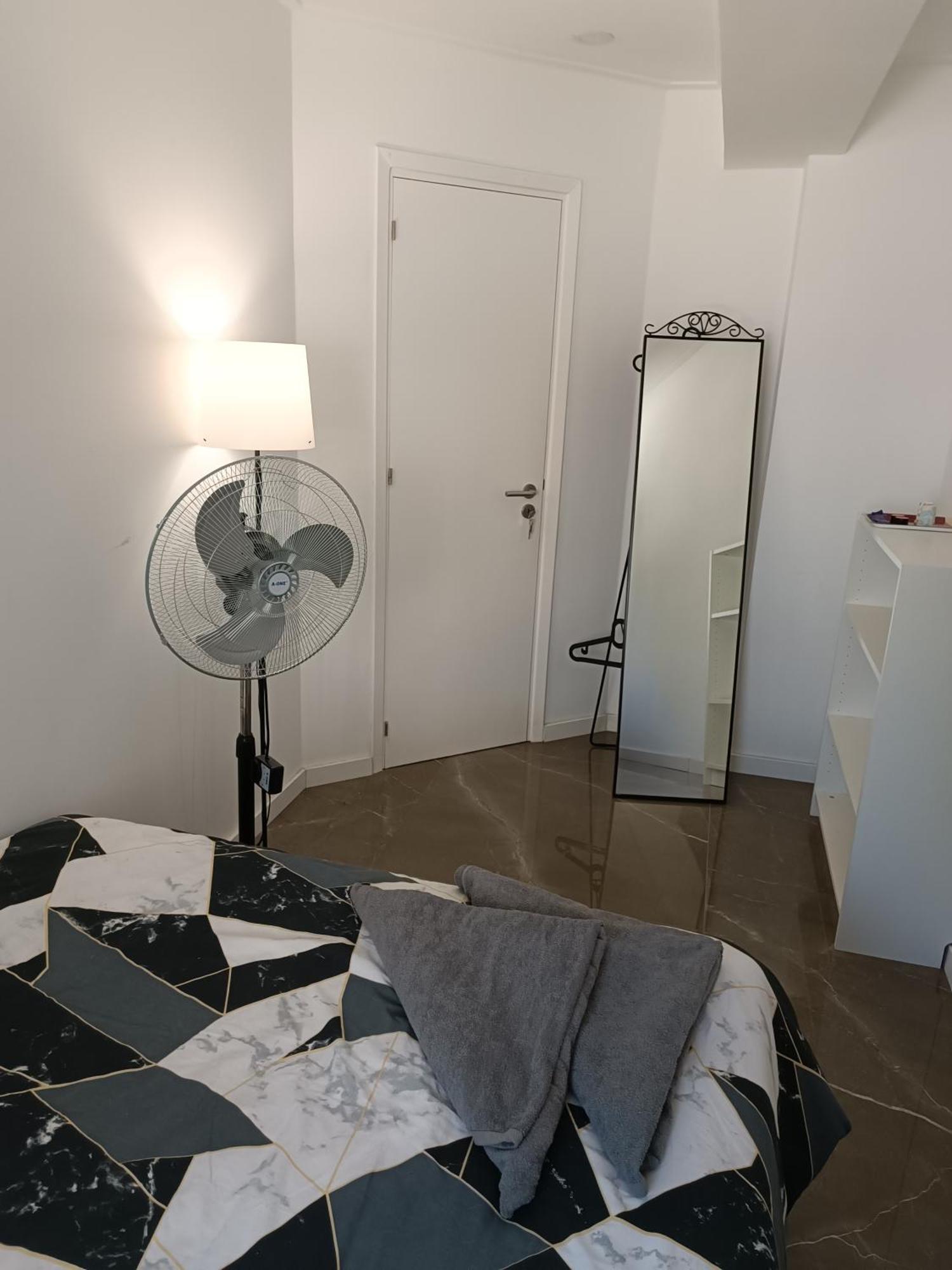 Plaza Caparica Hostel Кошта-да-Капаріка Екстер'єр фото