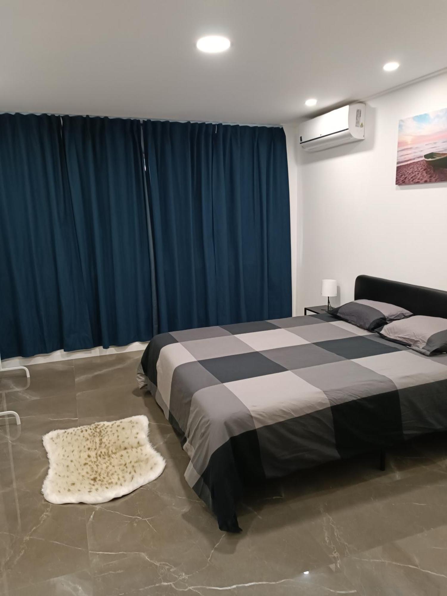 Plaza Caparica Hostel Кошта-да-Капаріка Екстер'єр фото