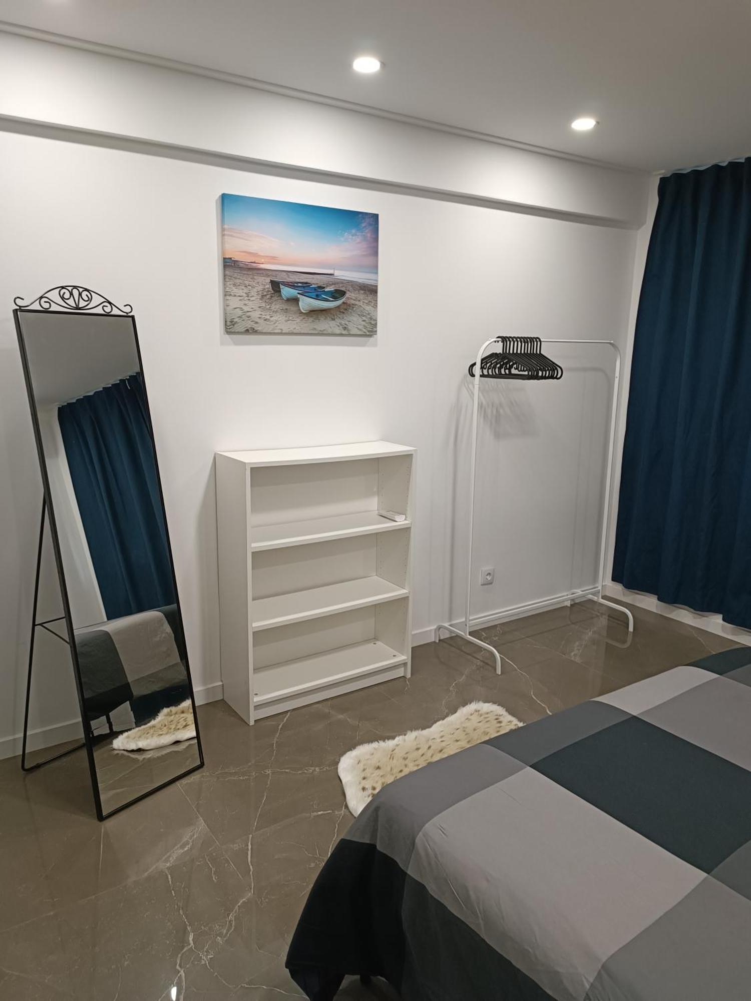Plaza Caparica Hostel Кошта-да-Капаріка Екстер'єр фото